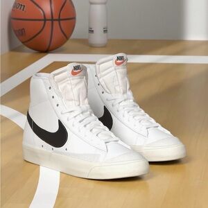 Nike Womens W Blazer Mid '77 EWT